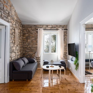 Hotel The Greystone House By Konnect, Views To The Sea cazare Nisaki