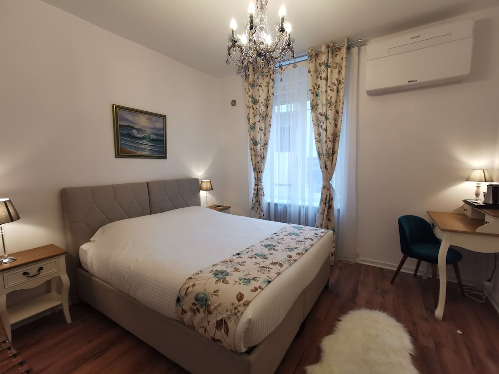 Colmar Suites