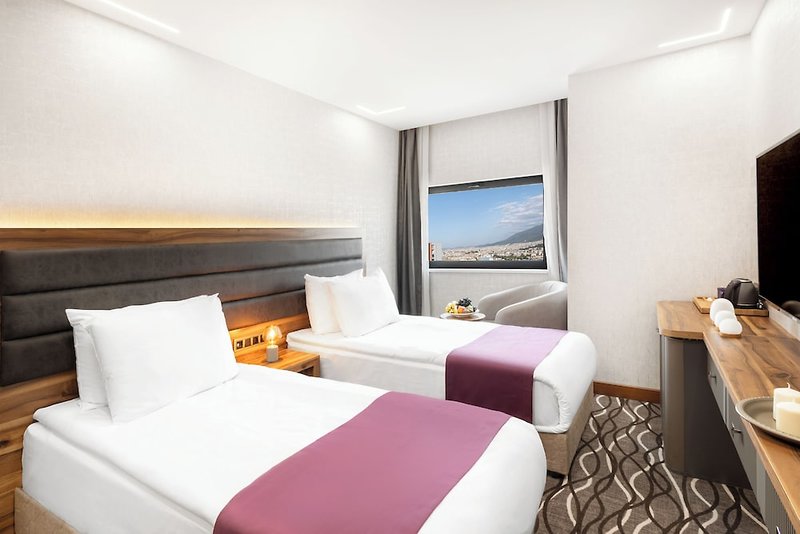 Hotel Lilium Hotel & Suites