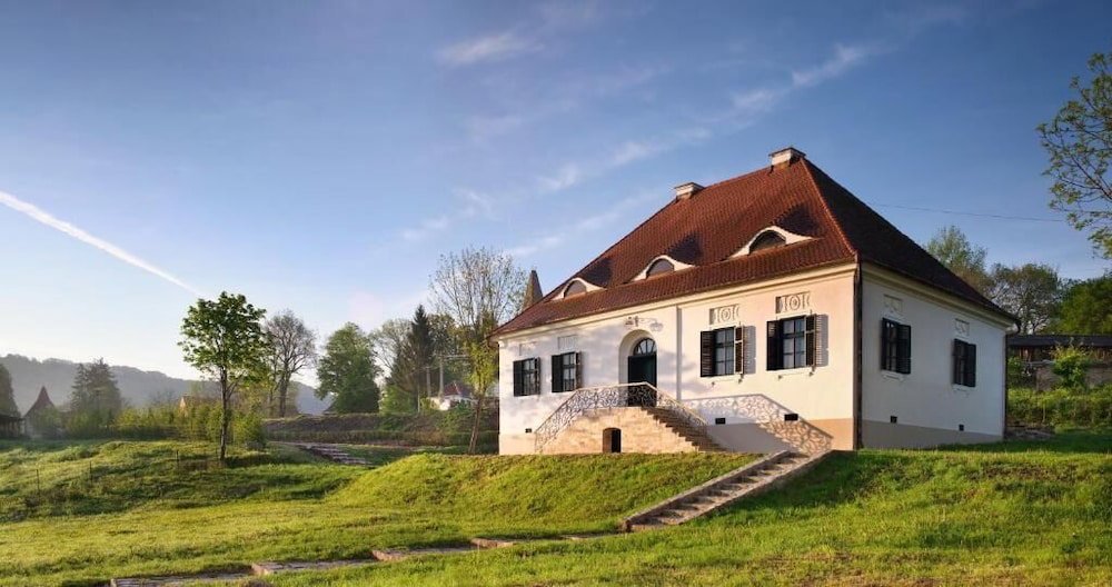 Hotel Bethlen Estates Transylvania
