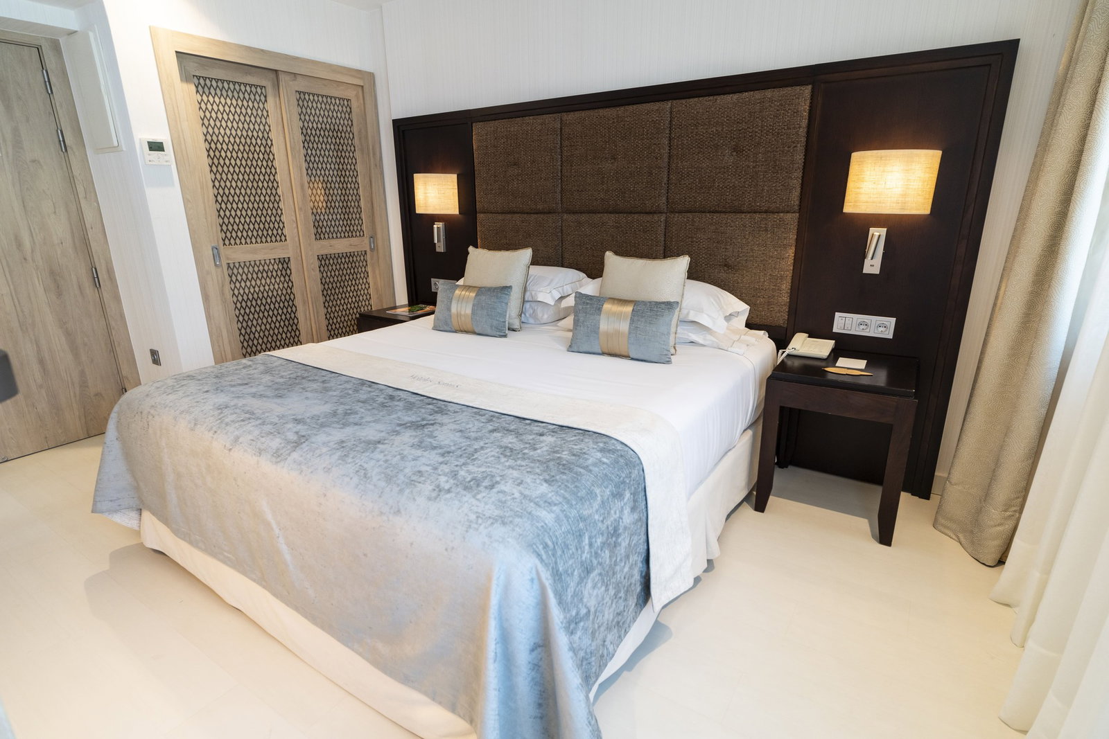 dal travel Nixe Palace