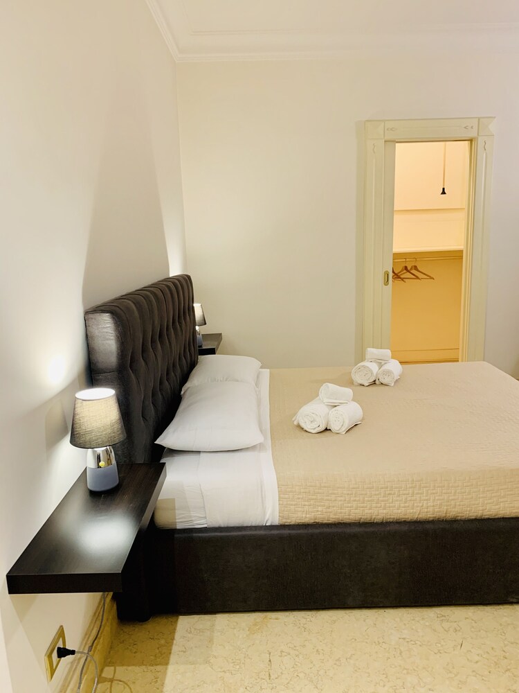 Simon's Guest House Roma