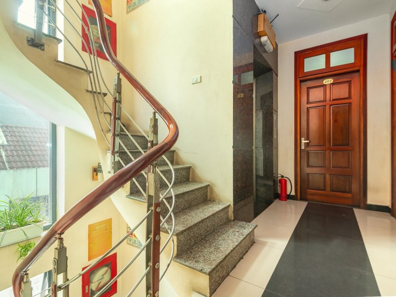 Star Hotel By Oyo Rooms