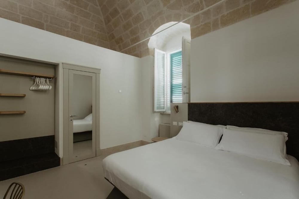 Euvodia Luxury Rooms