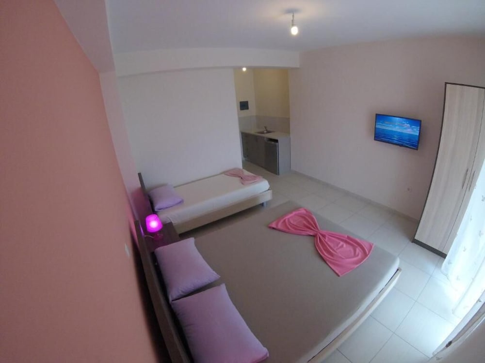 Hotel Riviera Rooms