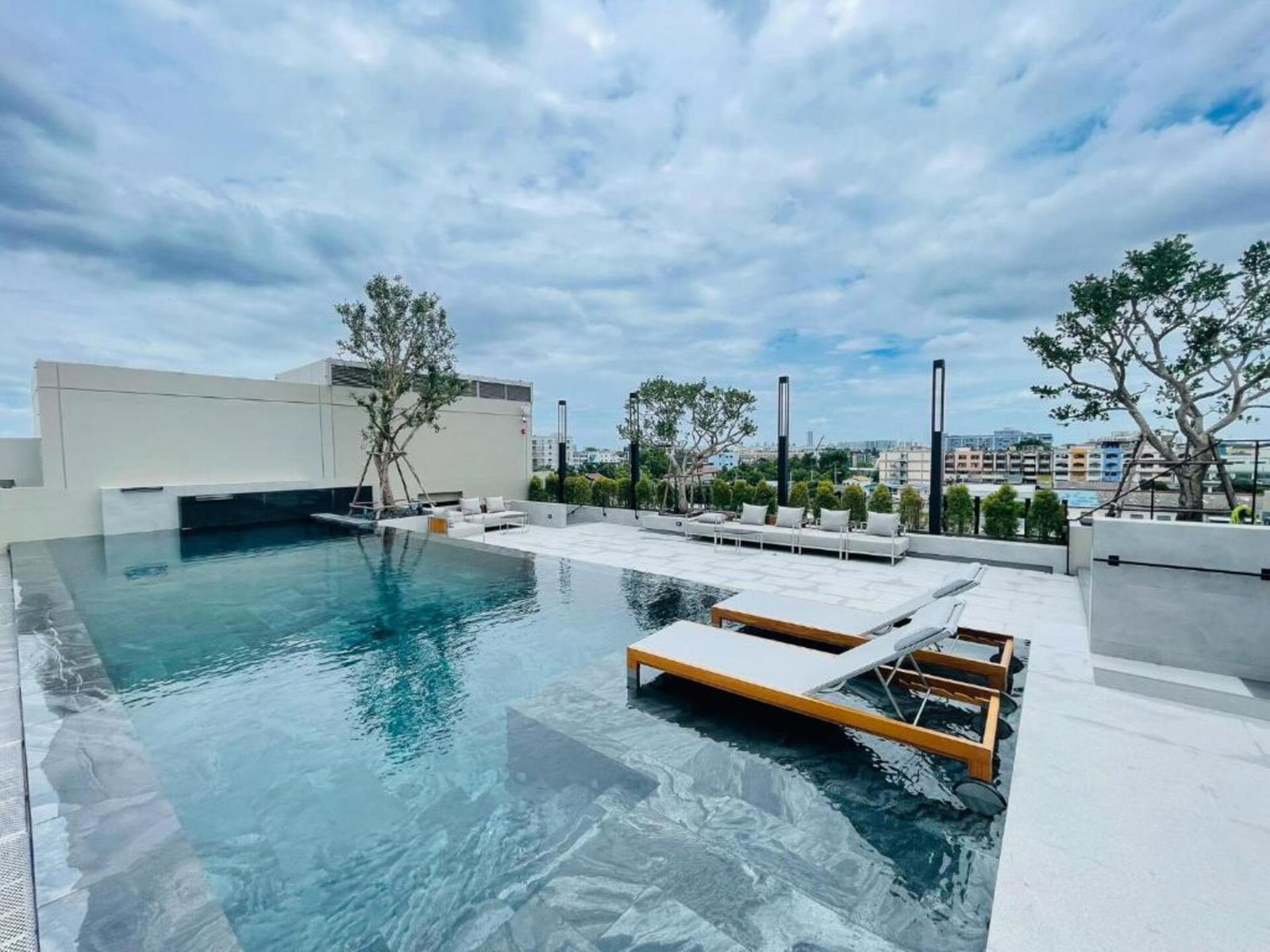 Radisson Hotel Don Mueang Bangkok