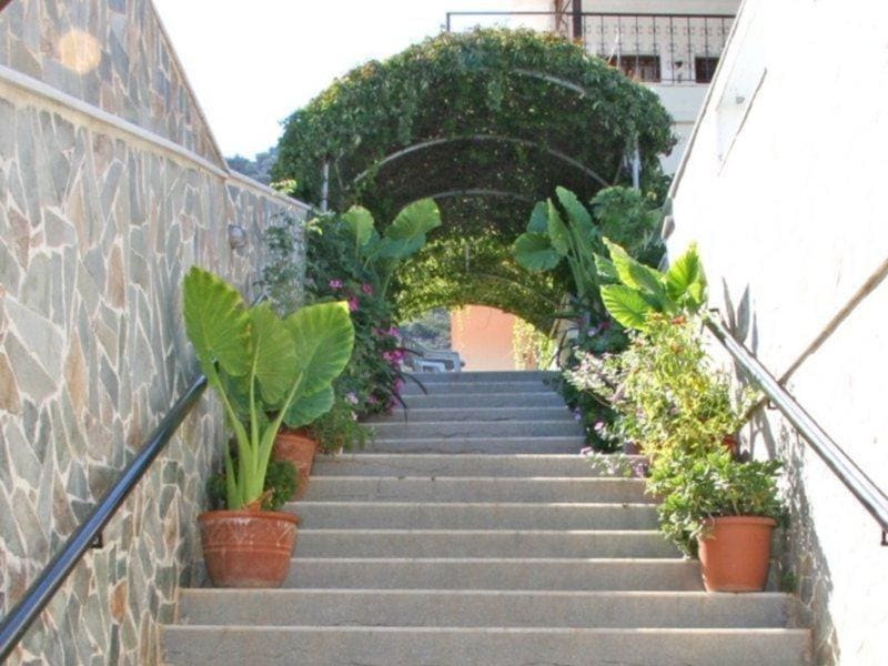 Hotel Litsa Efi Studios And Apartments