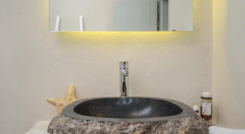 Aphrodite Luxury Apartments