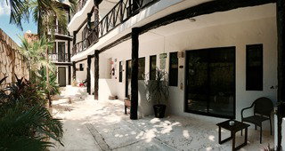 Siesta Fiesta Hotel