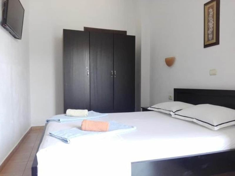 Kuburi Hotel