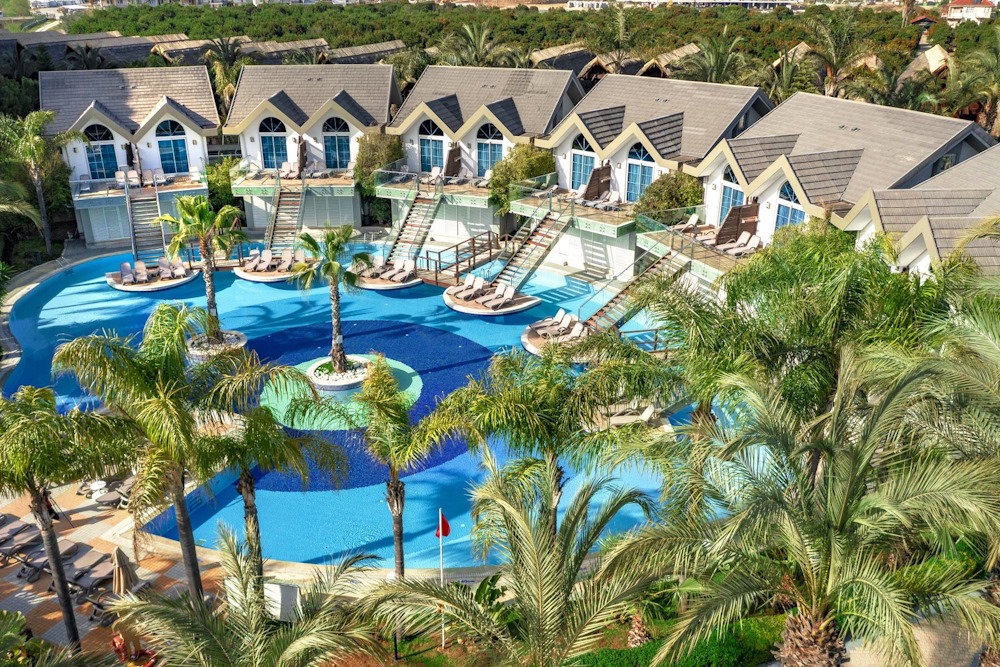 dal travel Long Beach Alanya