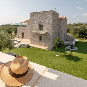 Hotel Efmar Exclusive Stone Residences cazare Gytheio