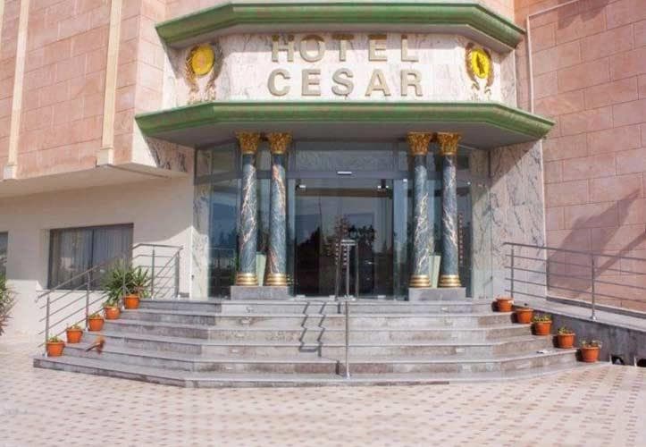 Hotel Hôtel César