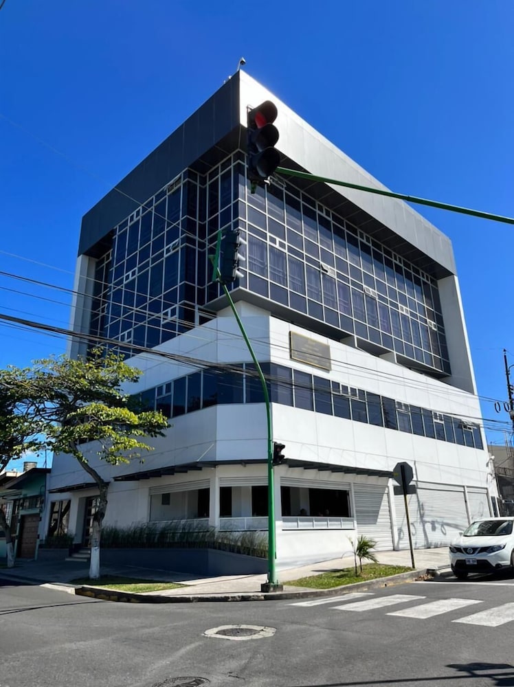 Hotel Apartahotel Altos De La Sabana