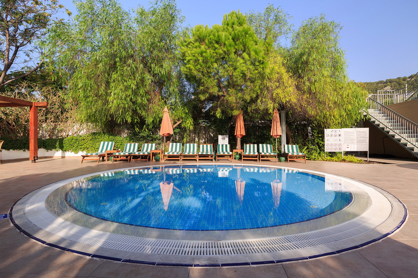 dal travel Akka Alinda Hotel