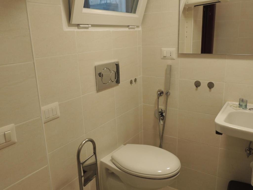 Hotel Lb&B Short Stay