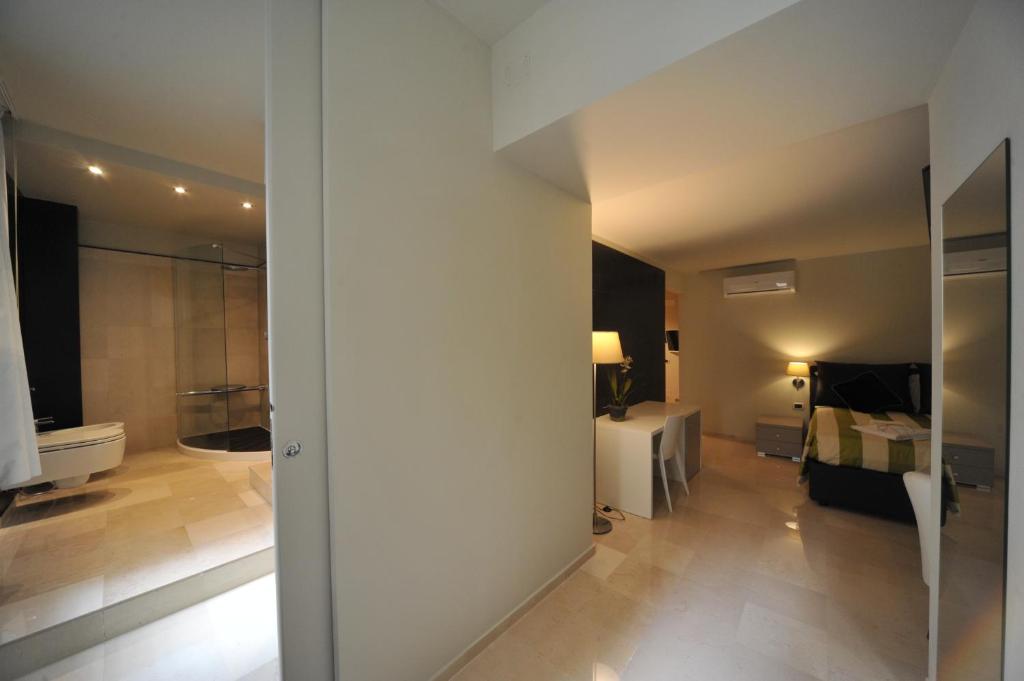 Gatto Bianco House