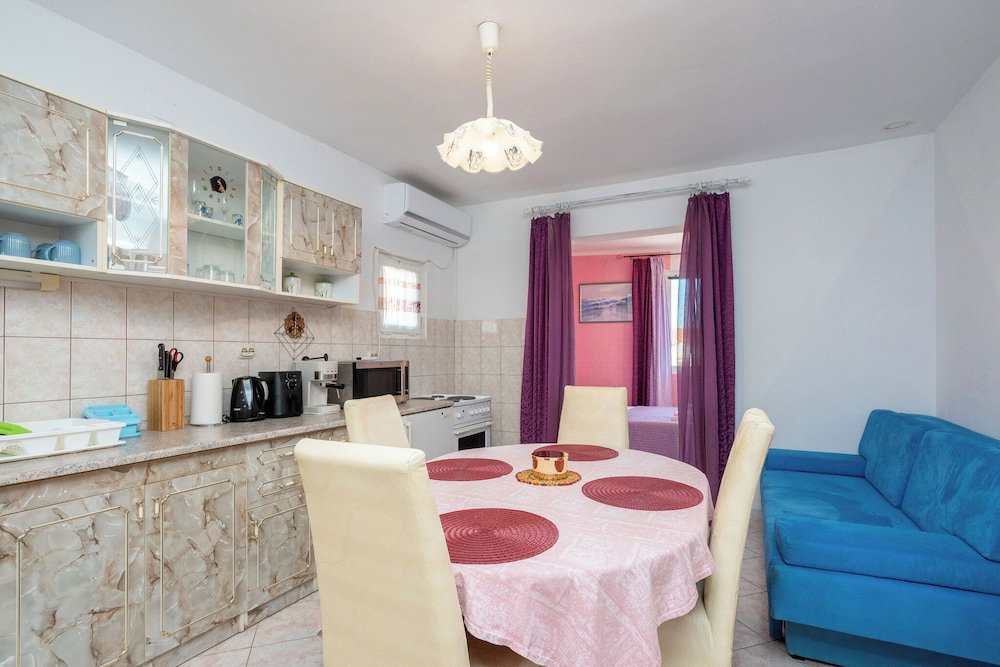 Hotel Apartments Suzi