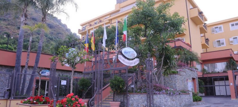 Hotel Quiete Taormina Naxos, Tapestry Collection By Hilton
