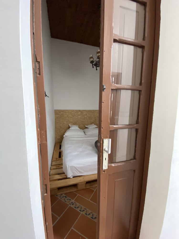 Banana Hostel