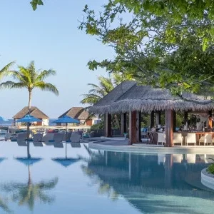 Sejur Dusit Thani Maldives vacanta Maldive Islands