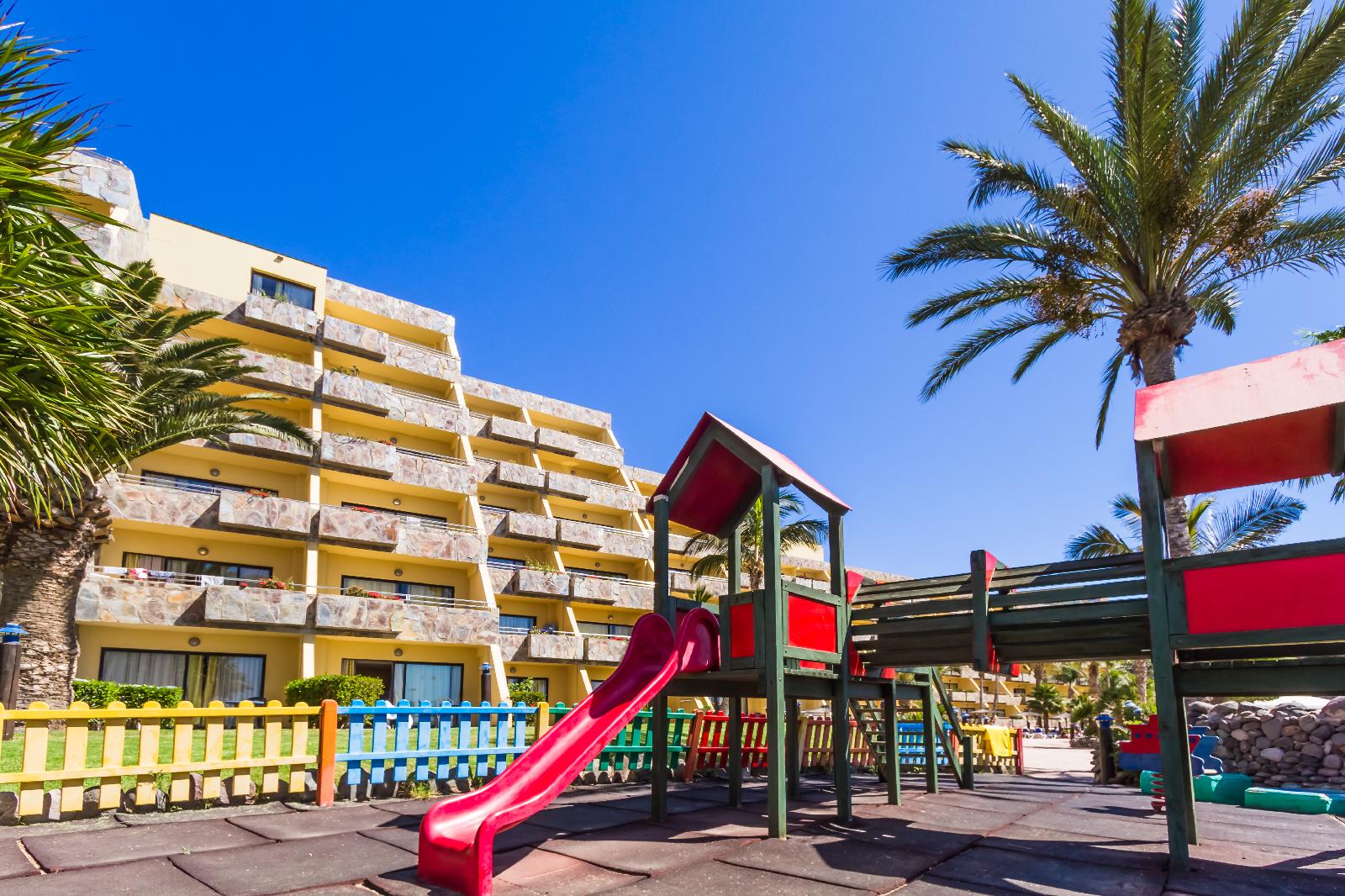 Hotel Bluebay Beach Club Aparthotel