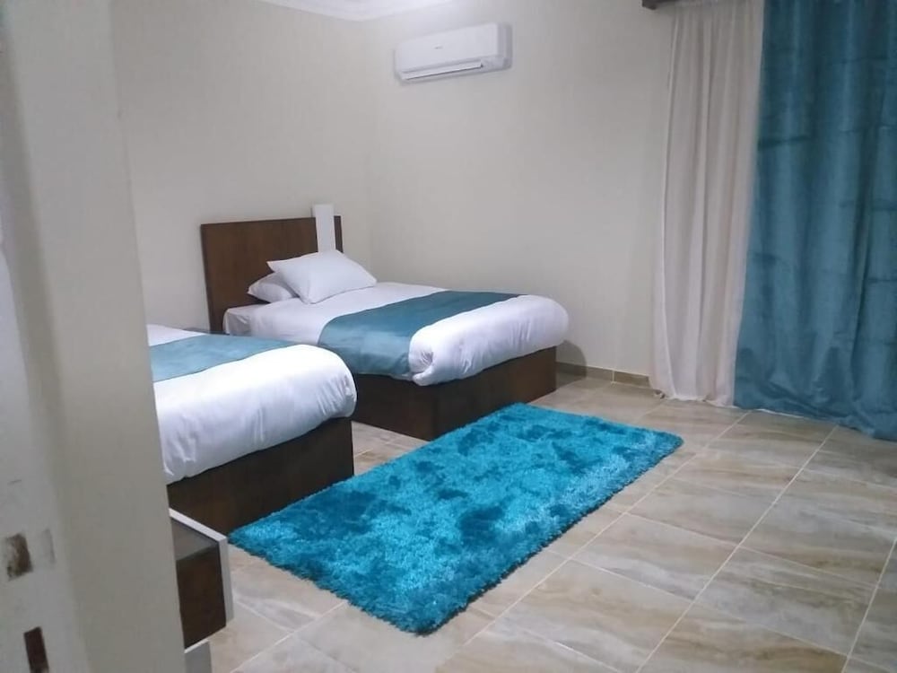 Hotel Marseilia Beach 4 - Families Only