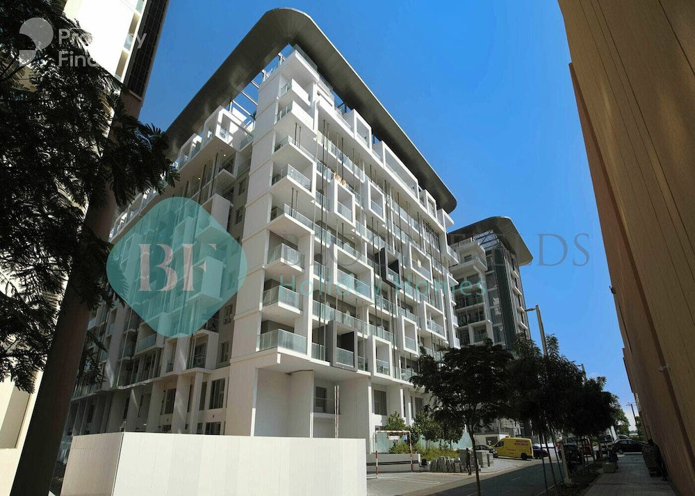 Hotel Bloomfields Grandeur 2Br In Oasis Masdar