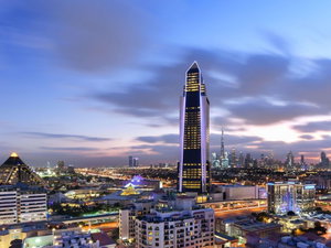 Hotel Sofitel Dubai The Obelisk cazare Sharjah