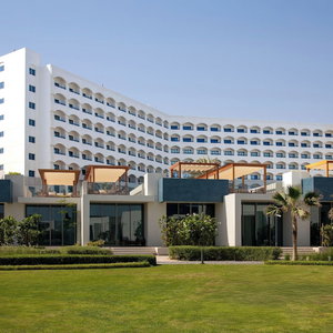 Hotel Dusit Ajman Resort & Villas cazare Ajman City