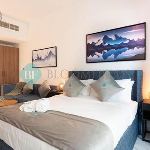 Hotel Bloomfields Pristine Stu In Oasis Ma cazare Khalifah A City