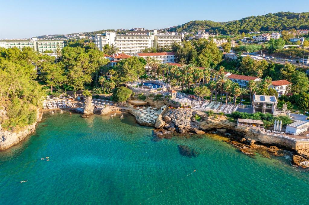 dal travel Utopia Beach Club