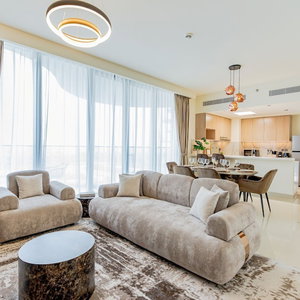 Hotel Sophisticated Interior Near Hayat Beach cazare Al Hamra Village
