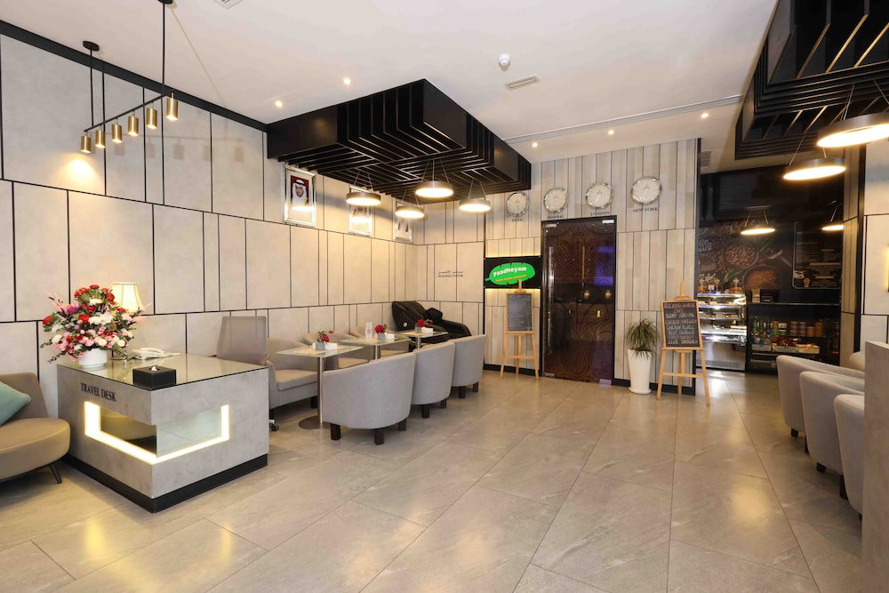 Fortis Hotel