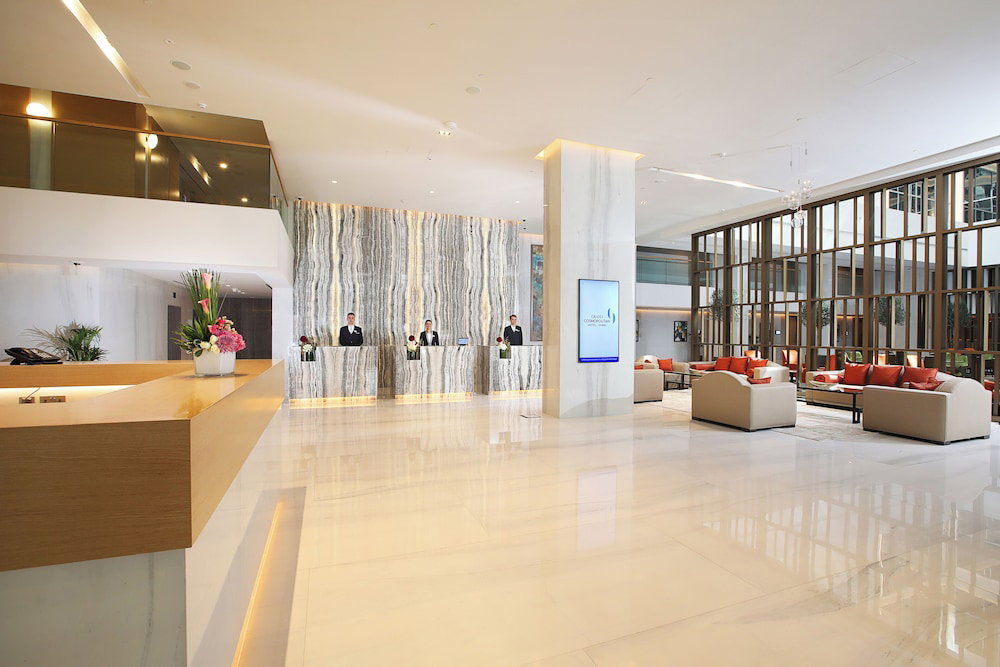 Grand Cosmopolitan Hotel