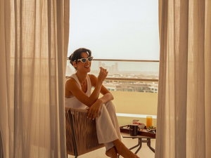 Hotel Grand Plaza Mövenpick Media City cazare The Palm Jumeirah