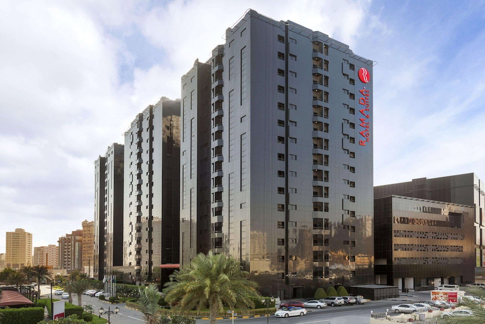 Hotel Ramada Hotel & Suites By Wyndham Ajman
