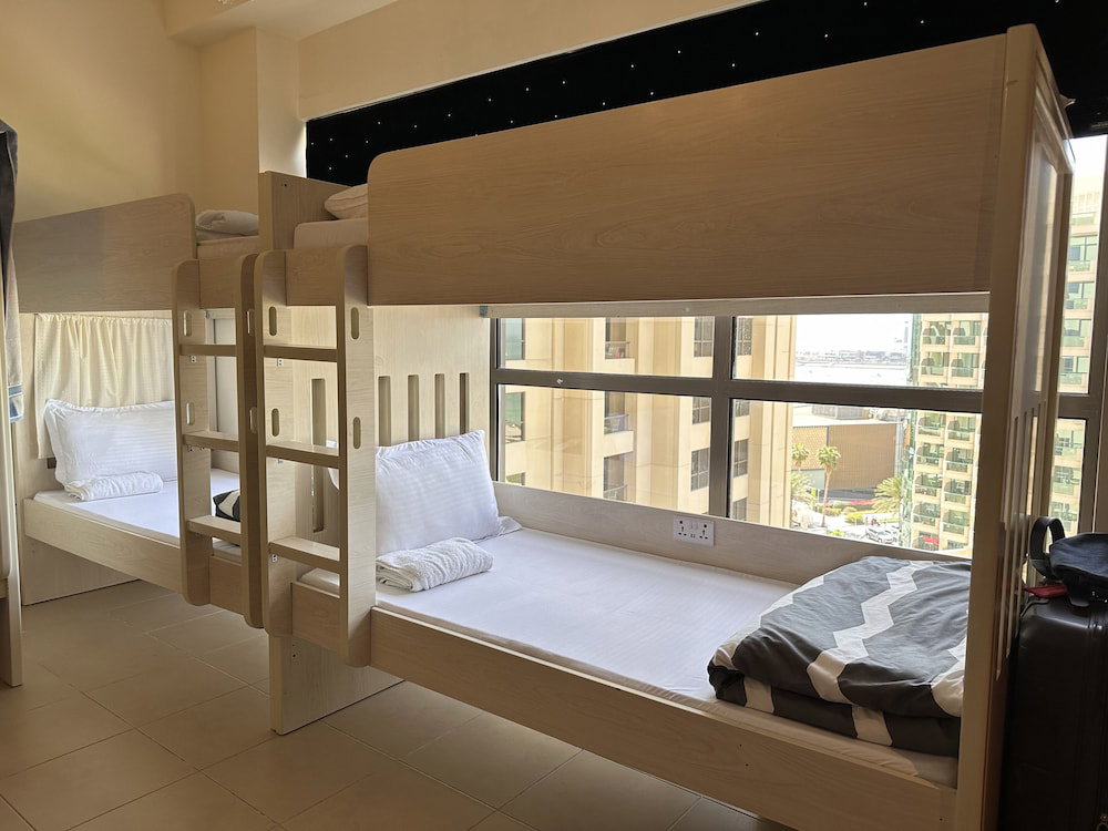 Hotel Bollywood Beach Hostel