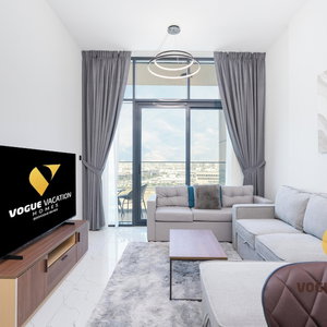 Hotel Vogue | The Gate Near Yas Island | Ferrari World cazare Khalifah A City