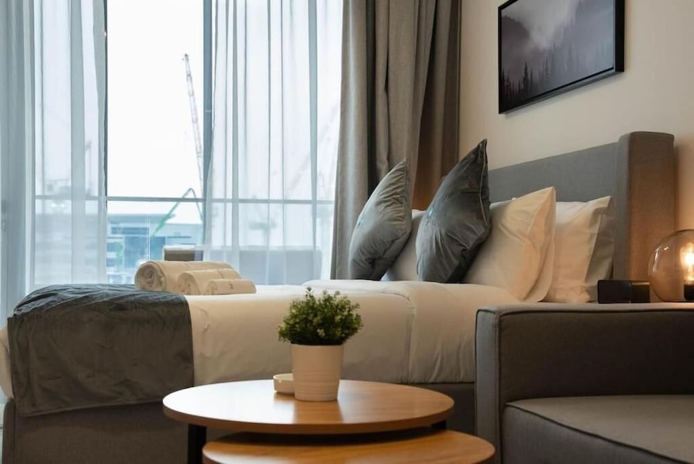 Hotel Bloomfields Cozy Stu In Oasis Masdar