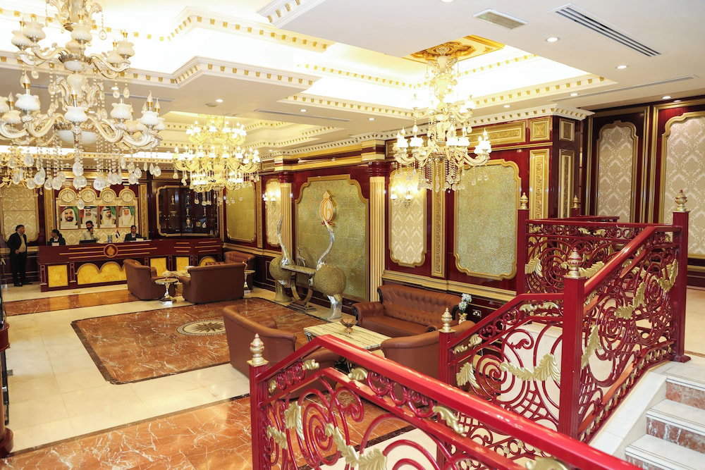 Clifton International Hotel