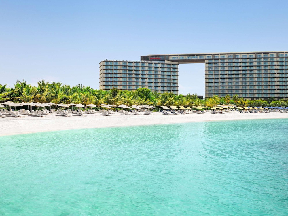 Hotel Mövenpick Resort Al Marjan Island