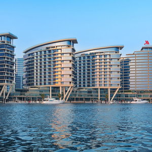 Hotel Marriott Marquis Dubai Creek cazare Sharjah