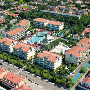 Hotel Aparthotel & Villaggio Planetarium Resort cazare Bibione