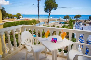 Hotel Villa Doris cazare Laganas