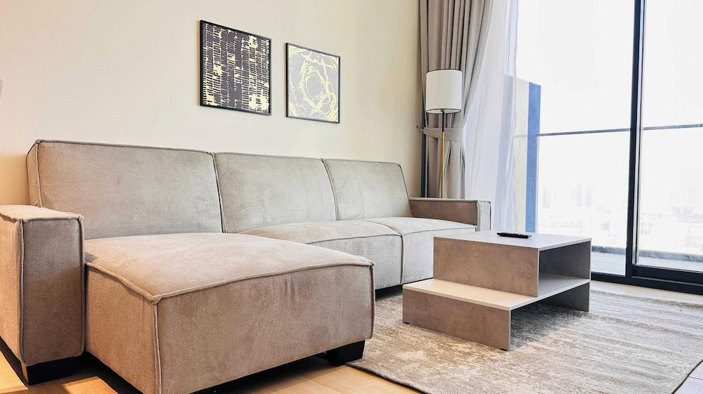 Luxurious Belvilla 1Br Jvc With Pool, Gym & Bbq Access