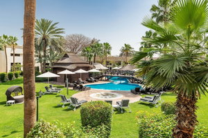 Hotel Le Meridien Dubai Hotel & Conference Centre cazare Sharjah