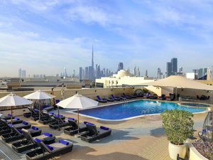 Hotel Mövenpick Hotel & Apartments Bur Dubai cazare Sharjah