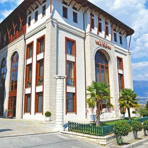Hotel Vila Sharm cazare Gjirokaster