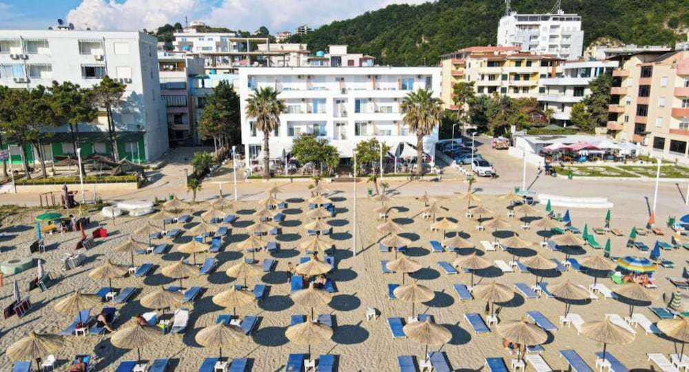 Hotel Hotel Besani
